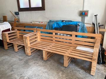 Divanetti da esterno stile Pallet
