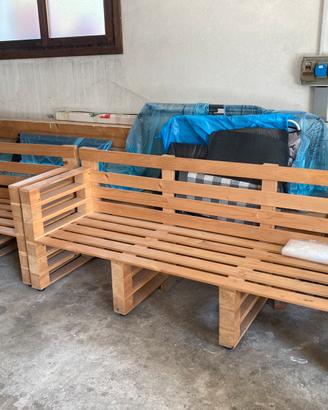 Divanetti da esterno stile Pallet