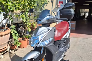 Kymco Agility 125i
