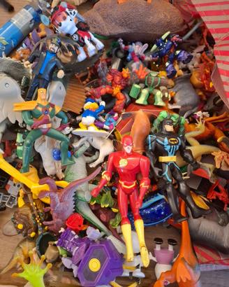 Lotto personaggi giocattolo misti - circa 5kg