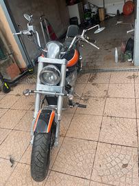 Hyosung per veri restauratori appassionati