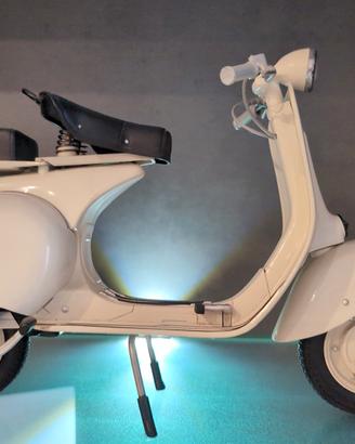 modellino in metallo vespa anni 50 /60