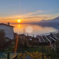 RUSTICO A TORRI DEL BENACO