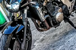 Kawasaki z750 2006