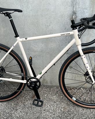Bici gravel e bikepacking cambio elettronico