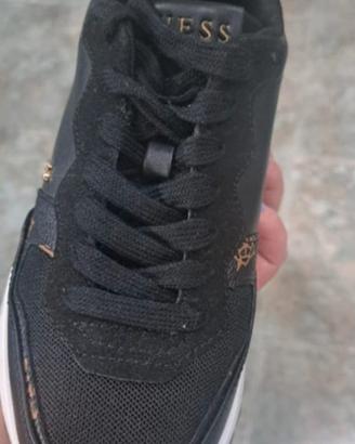 sneaker guess