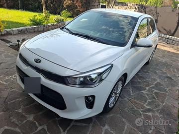 KIA RIO CRDì 90 cv