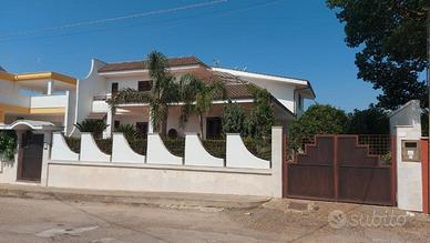 The Rosa's Luxury House