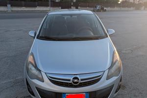Auto Opel corsa 1.3 Multijet diesel