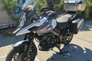 MOTO Vstrom 1050 ABS