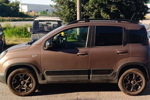 PANDA 4x4 CROSS TRUSSARDI