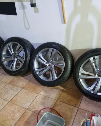 cerchi e gomme tiguan 2022
