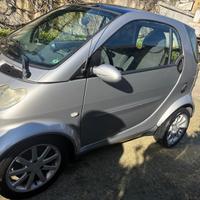 Smart (Micro compact  car Smart GMBH MC01)