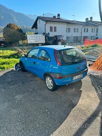 Opel corsa neopatentato