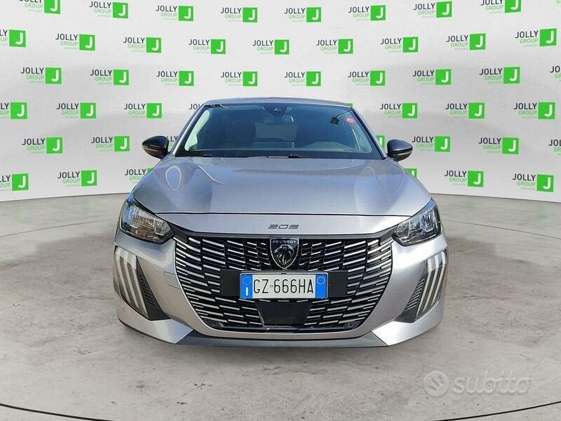 Peugeot 208 2025 photo 2