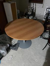 Tavolo rotondo