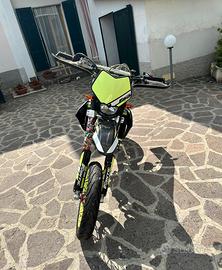 Fantic motard 125