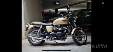 Triumph bonneville 900 anno 2012