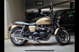 Triumph bonneville 900 anno 2012
