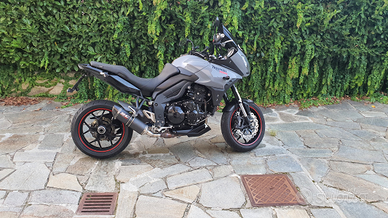 Triumph tiger 1050 sport