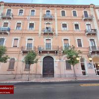 C.so Umberto ad.Via Pupino ampio quadrilocale s.a