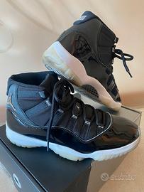 AIR JORDAN 11 RETRO