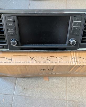 Monitor 8 pollici Seat Ateca più cornice