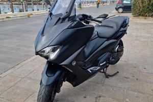 yamaha tmax 560