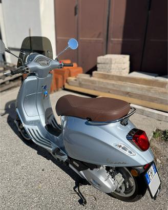 Vespa Primavera 150