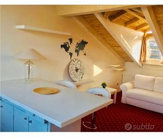 OPEN SPACE-int. v. REPUBBLICA x Student-Lavorat