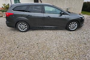Ford Focus 1.5 tdi Titanium
