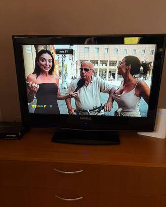 Tv Imperial SuperFluo 32”