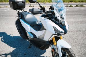 Sym ADX TG400 2026 - 500 km