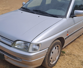 Ford Escort Ghia 1.4 anno 1993