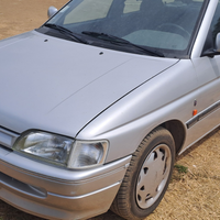 Ford Escort Ghia 1.4 anno 1993