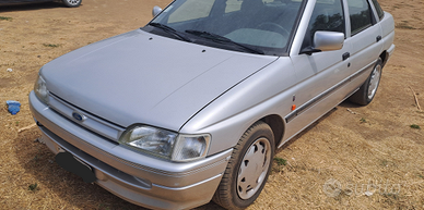 Ford Escort Ghia 1.4 anno 1993