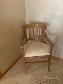 Sedia in legno antiquariato con fodera in ecopelle