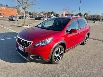 Peugeot 2008 PureTech Turbo 110 S&S Pelle*Navi*Cer