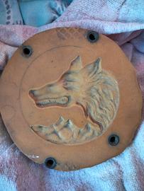 vecchio stampo di oggetti militari 