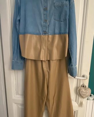 Completo con pantalone in ecopelle