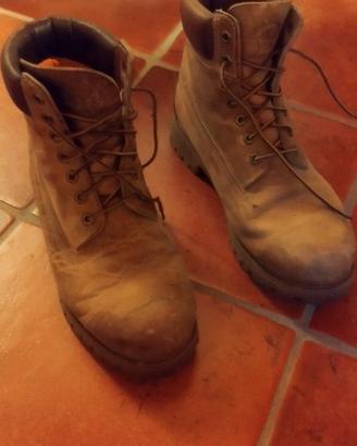 TIMBERLAND MISURA 44