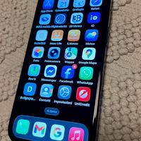 iPhone 16 Pro Apple