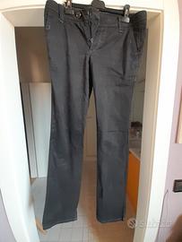 Pantalone sportivo tipo jeans vita bassa
