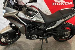 Moto Morini X-Cape 649 adventouring