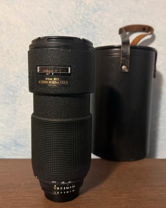 Nikon 80-200mm f2.8 - a pompa