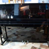 Pianoforte verticale acustico