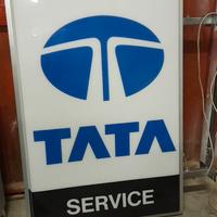 INSEGNA LUMINOSA TATA BIFACCIALE