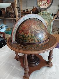 Mappamondo in legno con ghiacciaia Vintage 