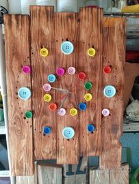 OROLOGIO LEGNO CON TAPPI