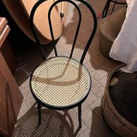 Sedia nera con seduta in paglia(pvc)